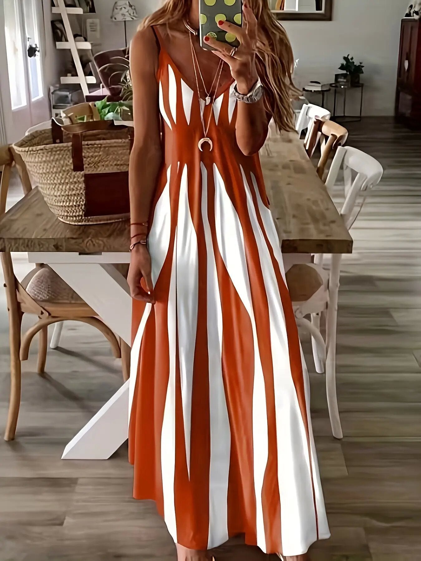 50% Kedvezmény 🏷️HOSSZÚ, KORSETT STÍLUSÚ, HOLDOS MINTÁS RUHA👗💫